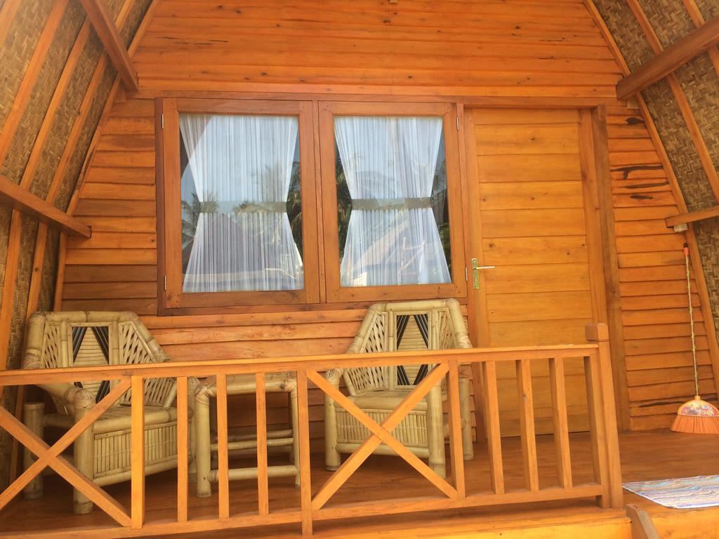 Damai Bungalows Gili Air Exteriör bild