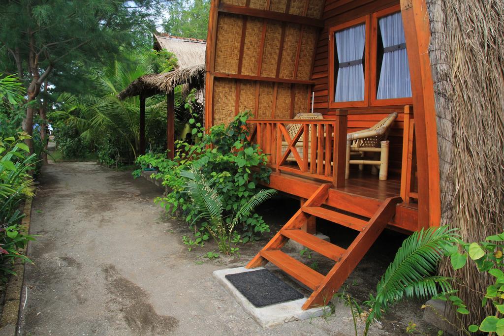 Damai Bungalows Gili Air Exteriör bild